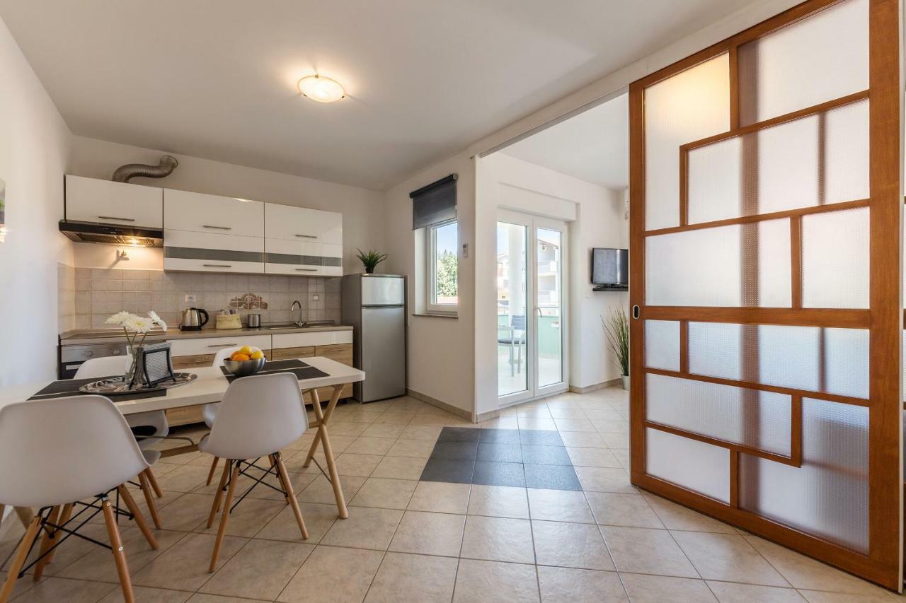 Apartment Vivis Medulin Exterior photo